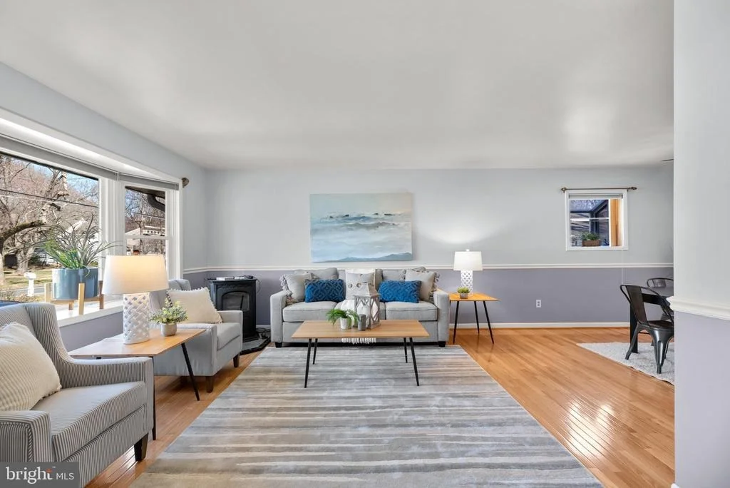 Photo of 1071 OMAR DRIVE