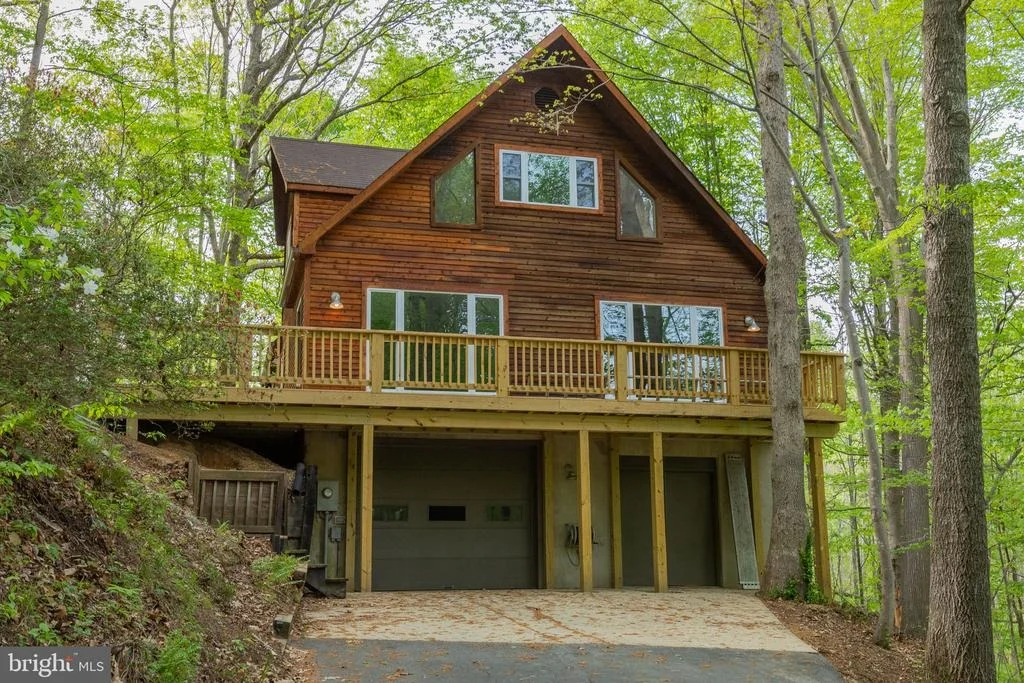 Photo of 2240 GREENVALLEY DRIVE