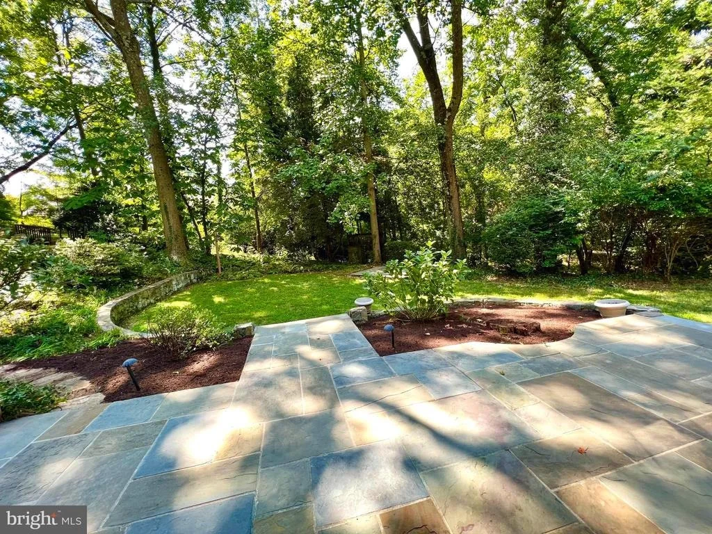 Photo of 1118 DALE DRIVE