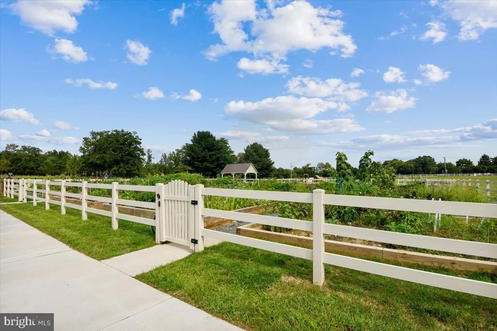Photo of 2152 NOTTOWAY DRIVE