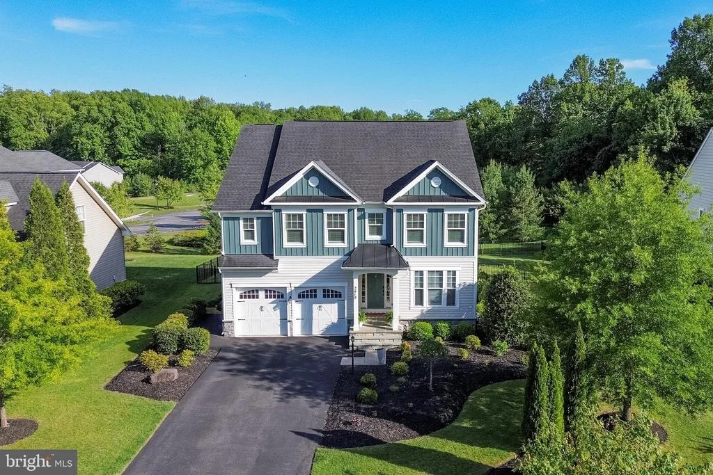 Photo of 2419 MACALLISTER LANE