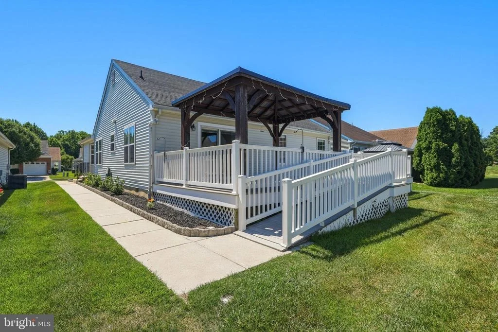 Photo of 529 KEY WEST DRIVE