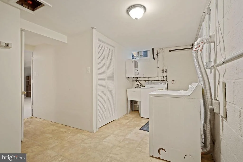 Photo of 2227 SWEETBRIAR DRIVE