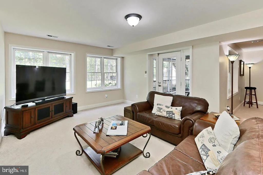 Photo of 5749 YEWING WAY