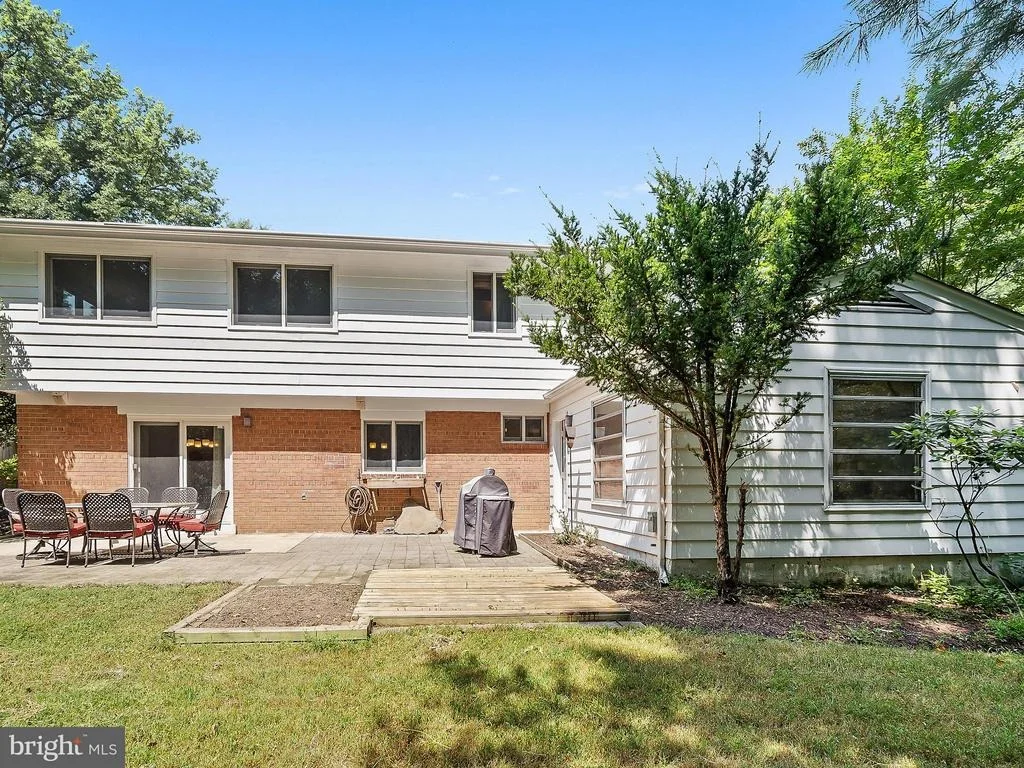 Photo of 600 WINONA COURT