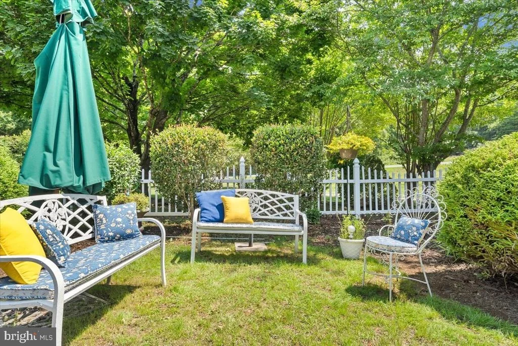 Photo of 2170 LONE IVY ROAD