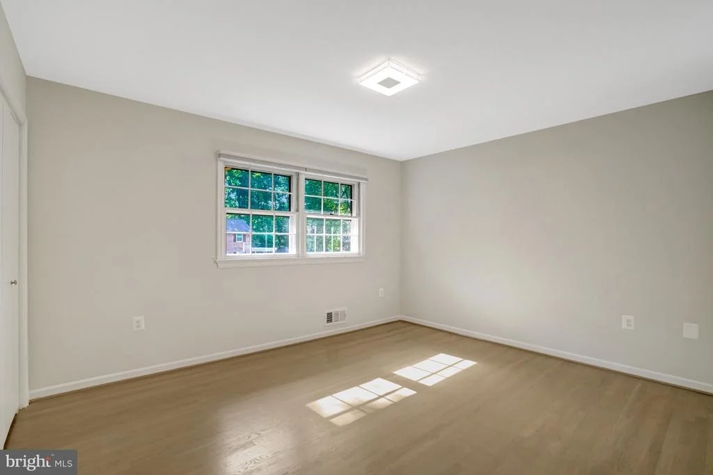 Photo of 3820 WINTERSET DRIVE
