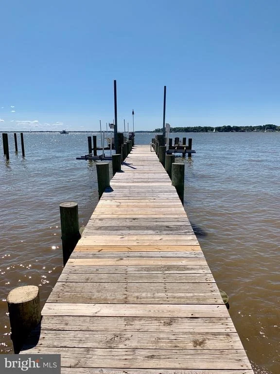 Photo of 3539 BAY DRIVE