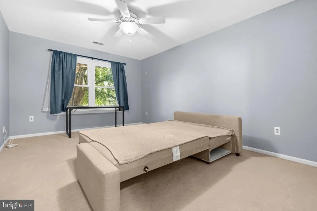 Photo of 478 DEVON DRIVE