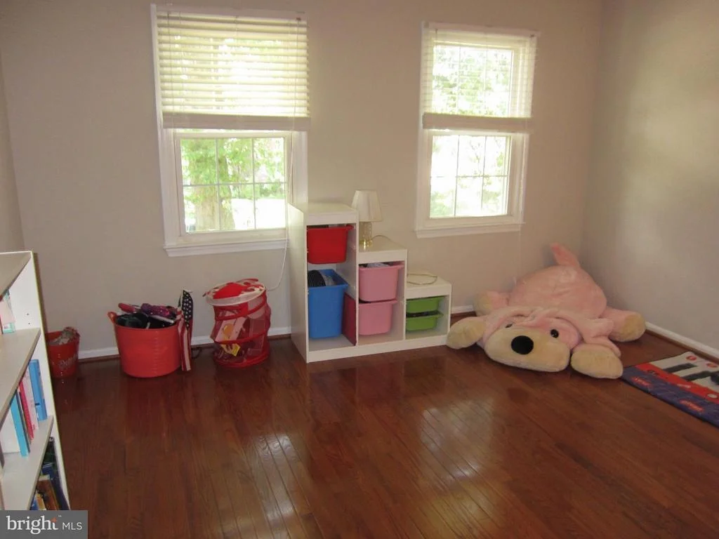 Photo of 15005 WELLWOOD ROAD