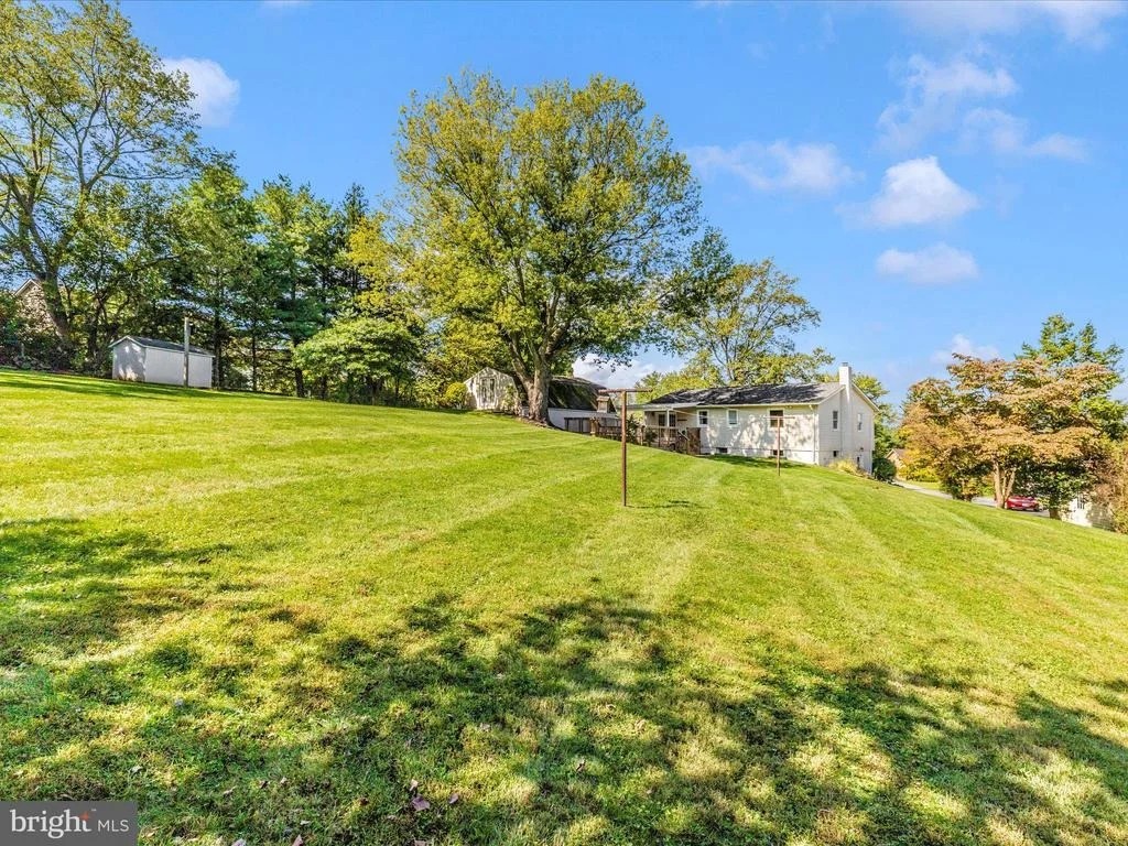 Photo of 7291 BEECHTREE LANE