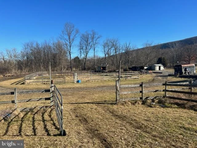 Photo of 13900 SCHELLSBURG ROAD
