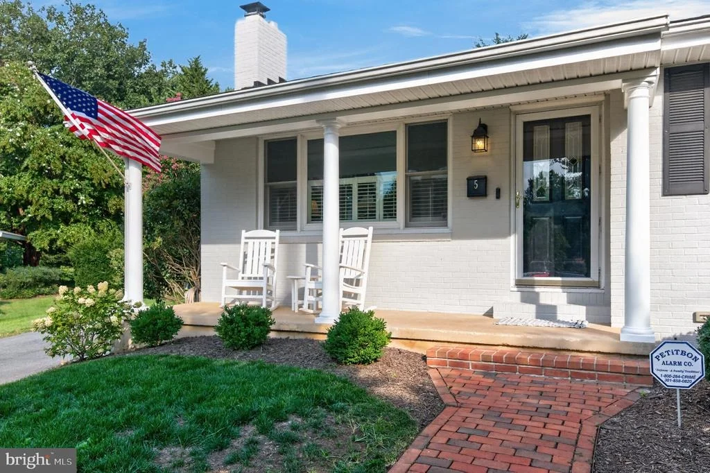 Photo of 5 BRISTOL CIRCLE