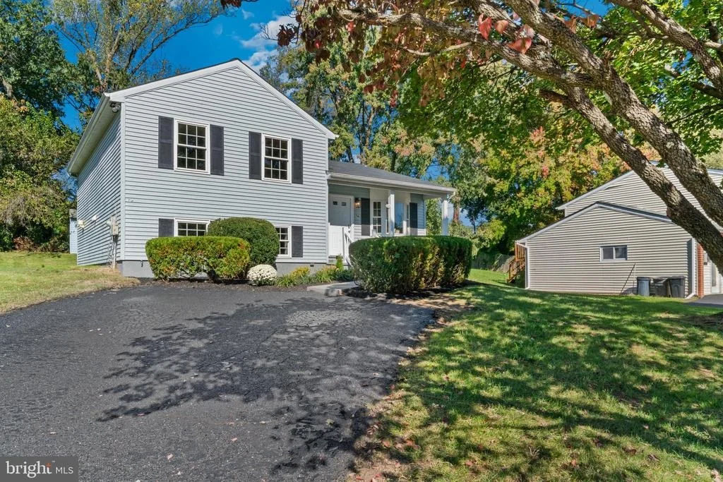 Photo of 16 TURK GARTH