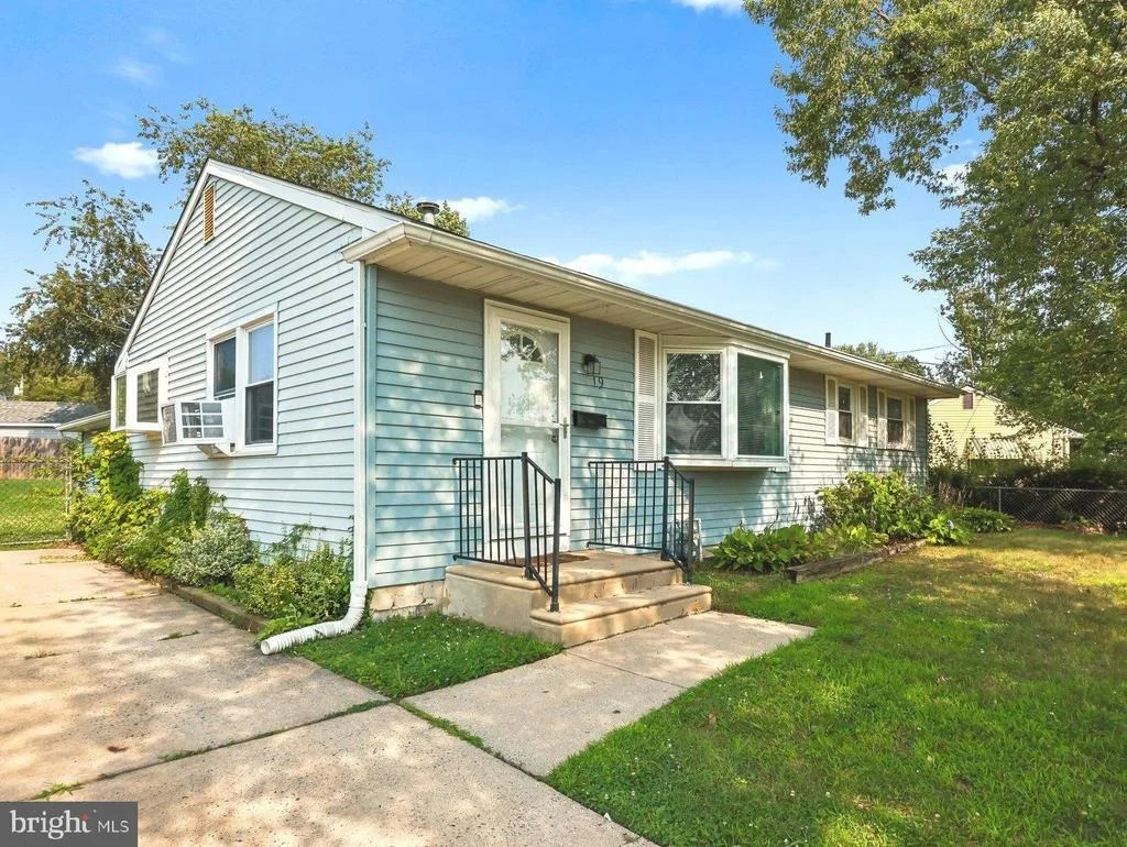 Photo of 19 ESTATE ROAD