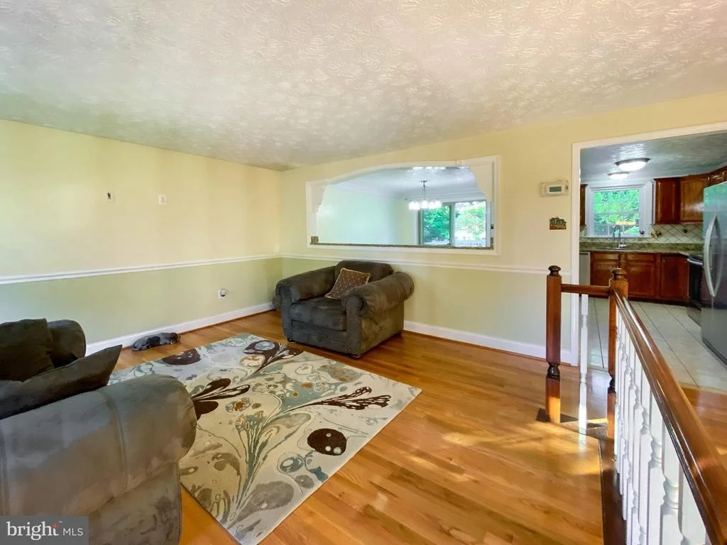 Photo of 233 SAVAGE ROAD
