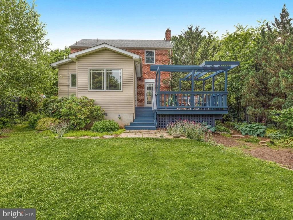 Photo of 10004 SIDNEY ROAD