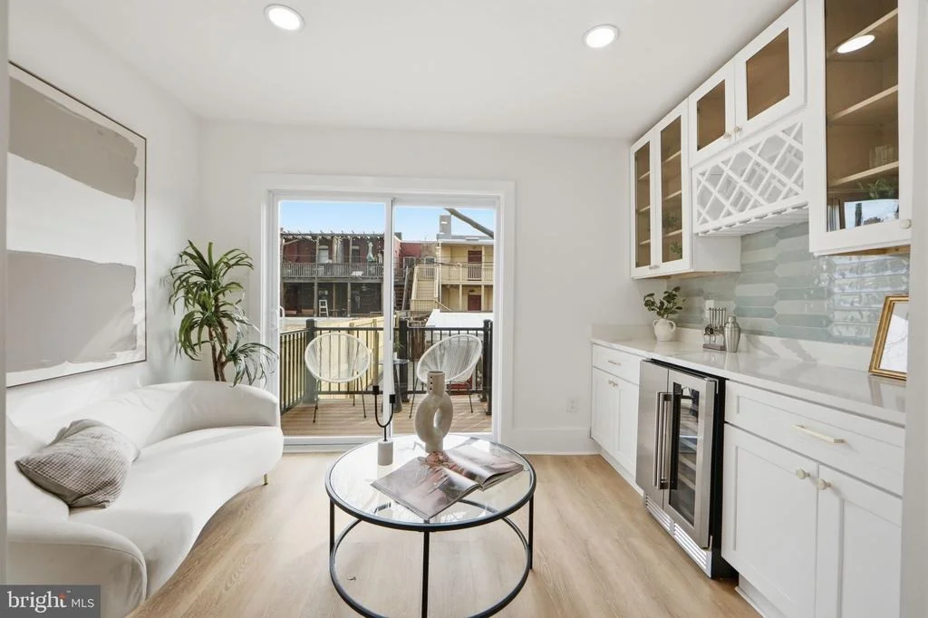Photo of 325 14TH STREET NE