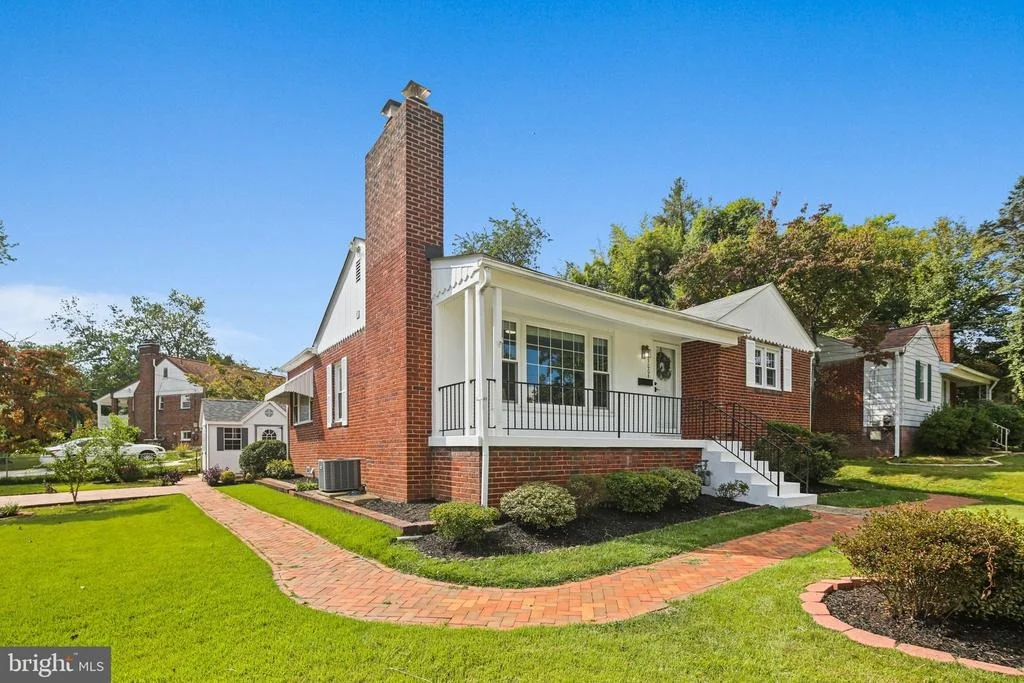 Photo of 2300 HOMESTEAD DRIVE