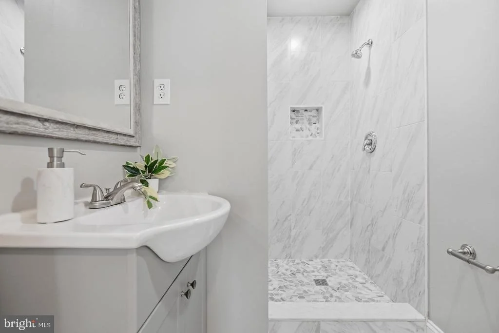 Photo of 2210 BRYAN PLACE SE