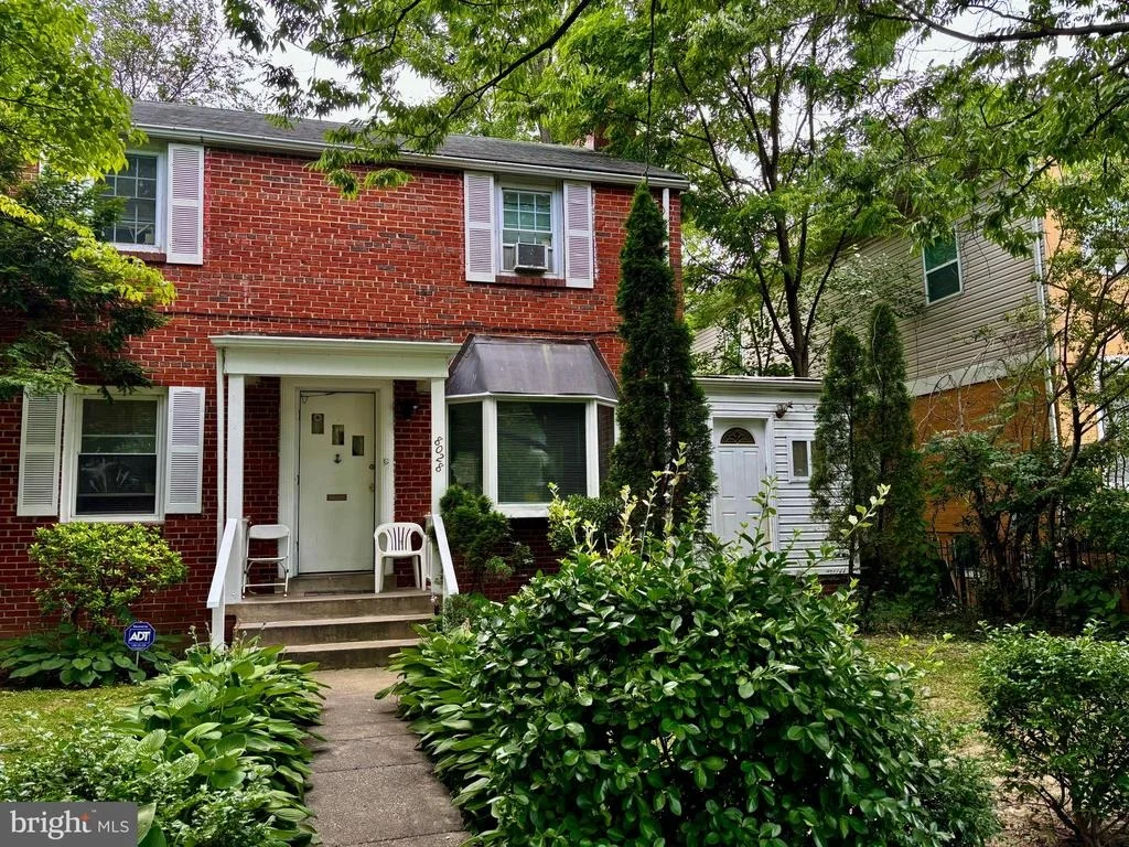 Photo of 8028 EASTERN AVENUE NW
