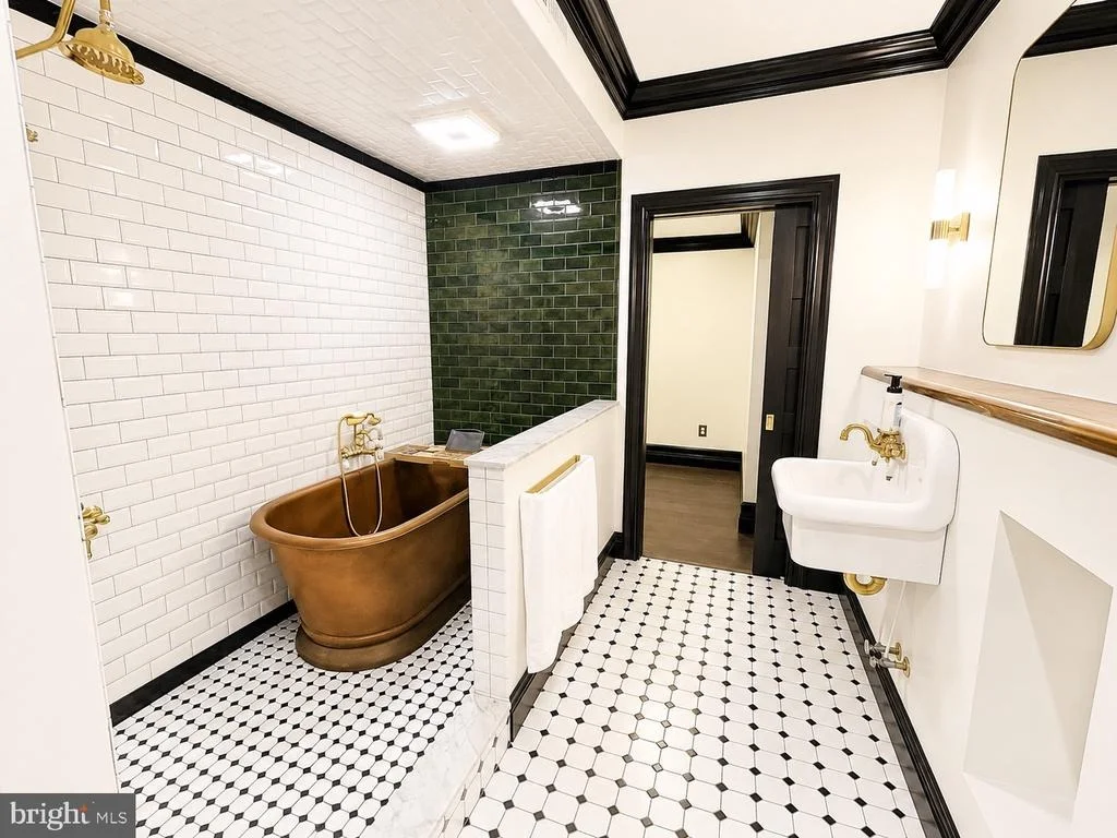 Photo of 1225 MIDDLE RIVER ROAD