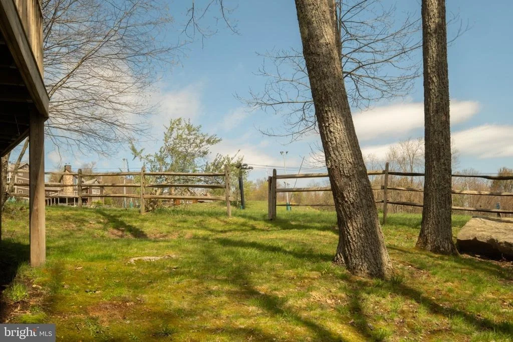 Photo of 206 HIGHLINE DRIVE