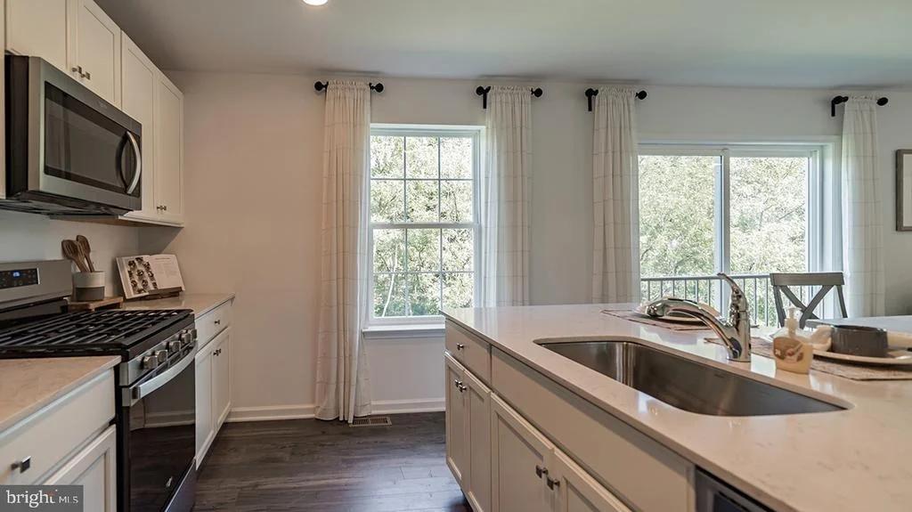 Photo of 7 WATTS AVENUE