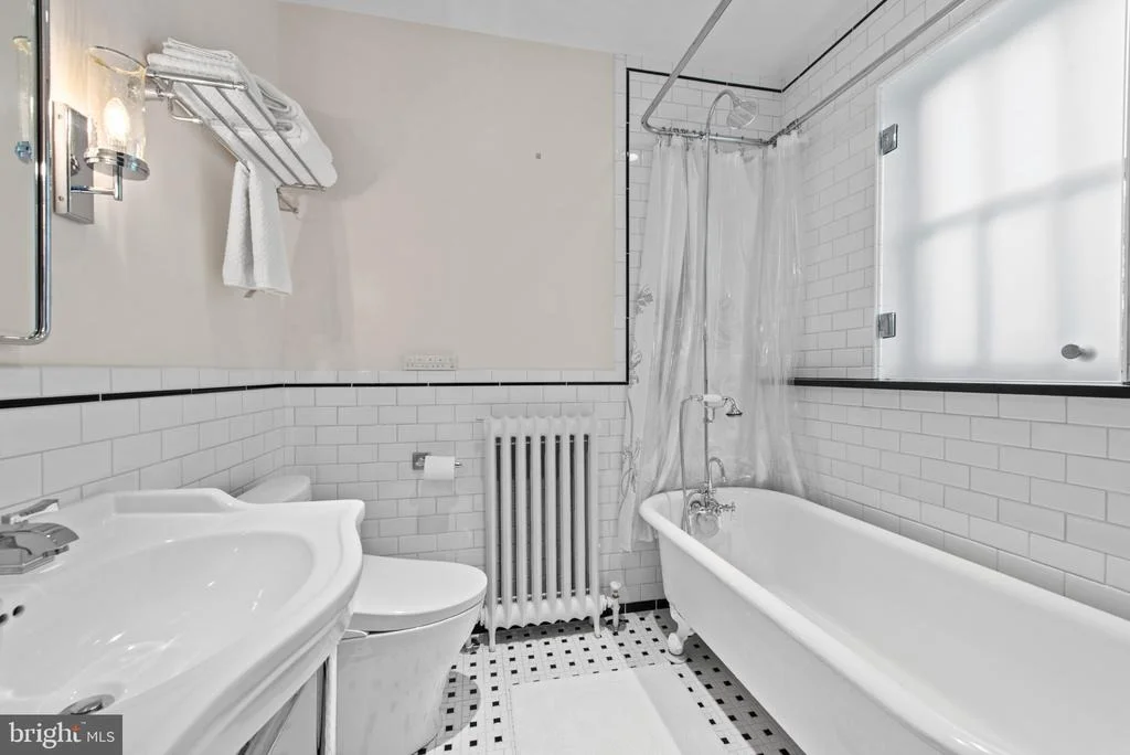 Photo of 504 OVERHILL ROAD