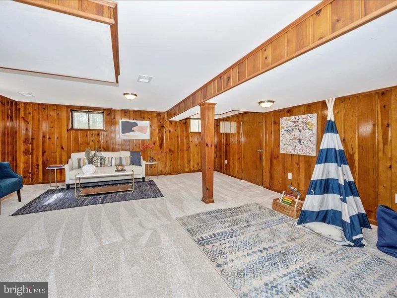 Photo of 10700 JAMAICA DRIVE