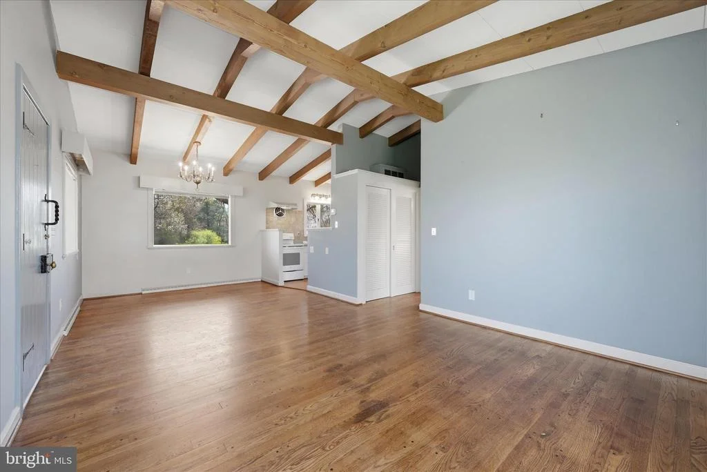 Photo of 2517 FIVE POINTS ROAD