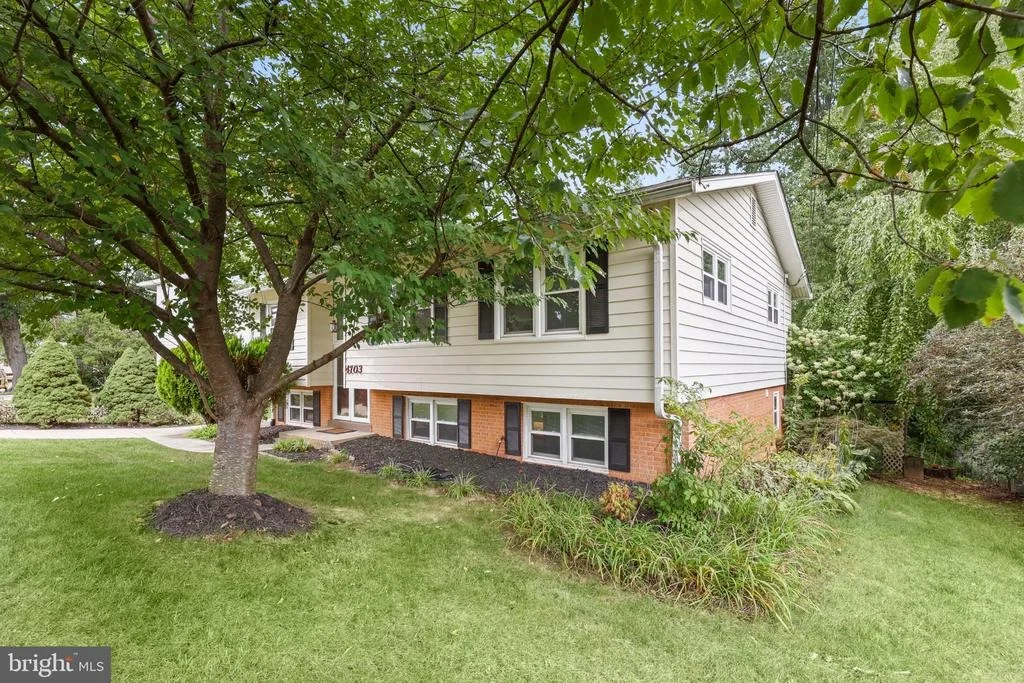 Photo of 4703 TARA DRIVE