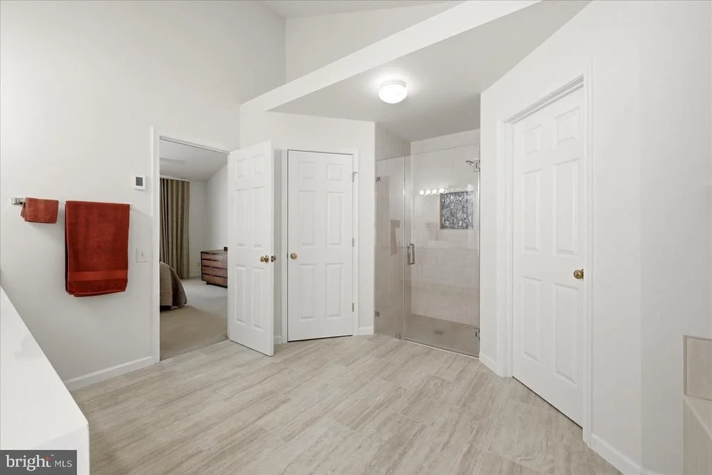 Photo of 705 FOXTAIL CIRCLE NE