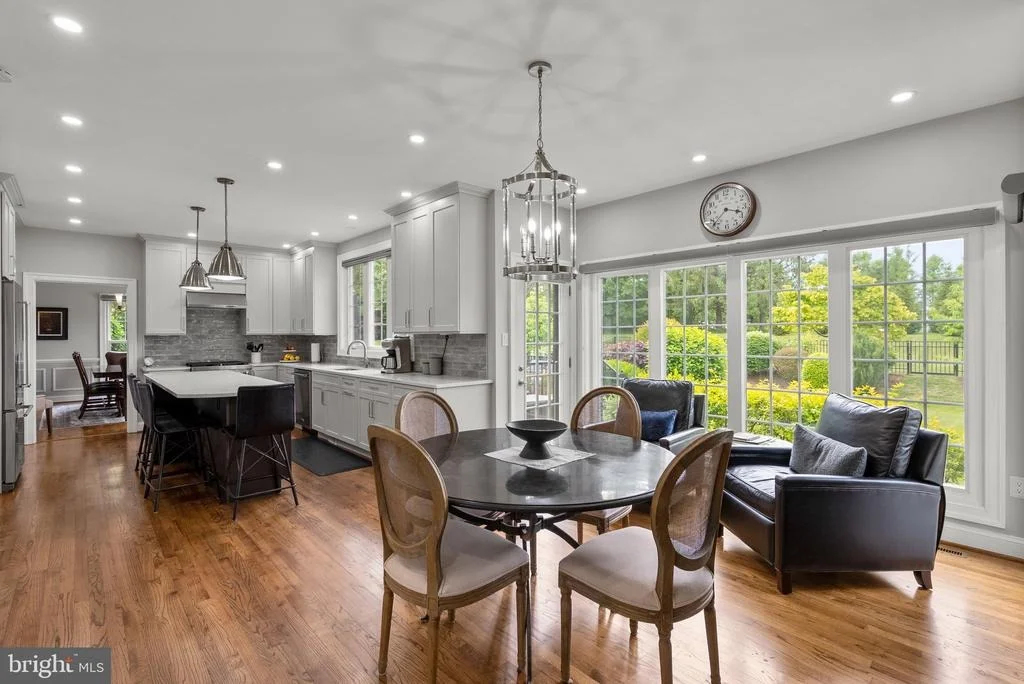 Photo of 21108 GOLF ESTATES DRIVE