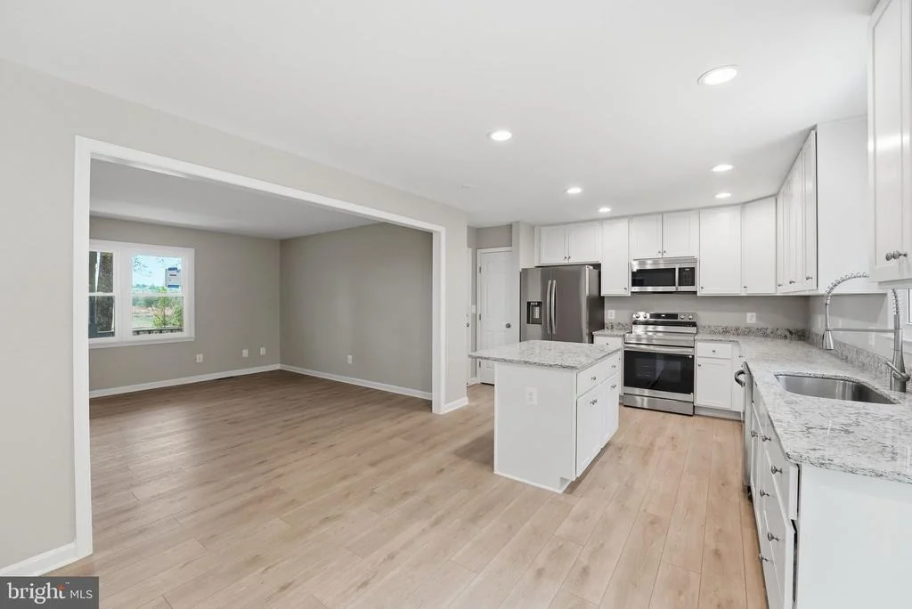 Photo of 3229 COLVIN ROAD