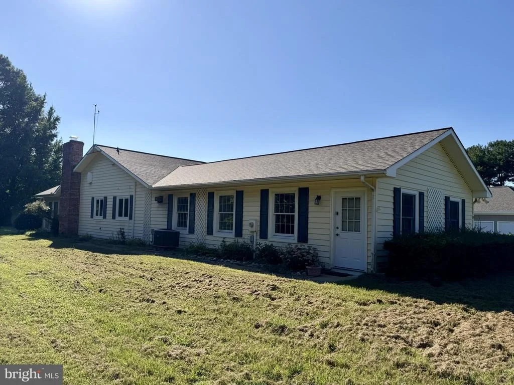 Photo of 24575 DEEPWATER POINT DRIVE
