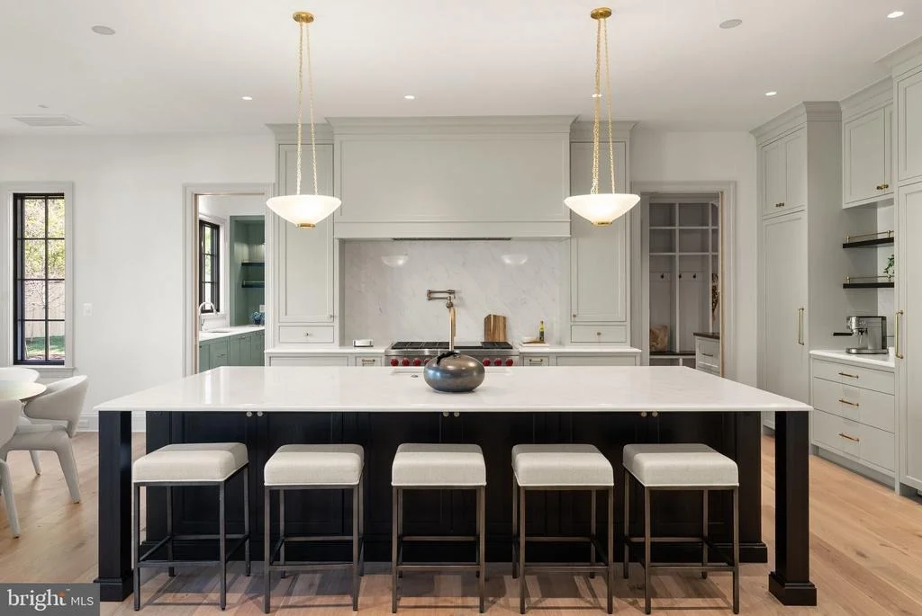 Photo of 1223 SOMERSET DRIVE