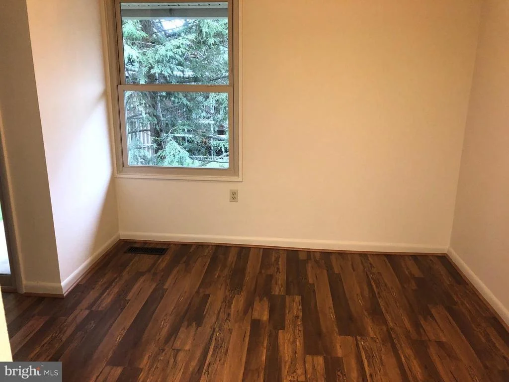 Photo of Unit 103F at 3642 GLENEAGLES DRIVE
