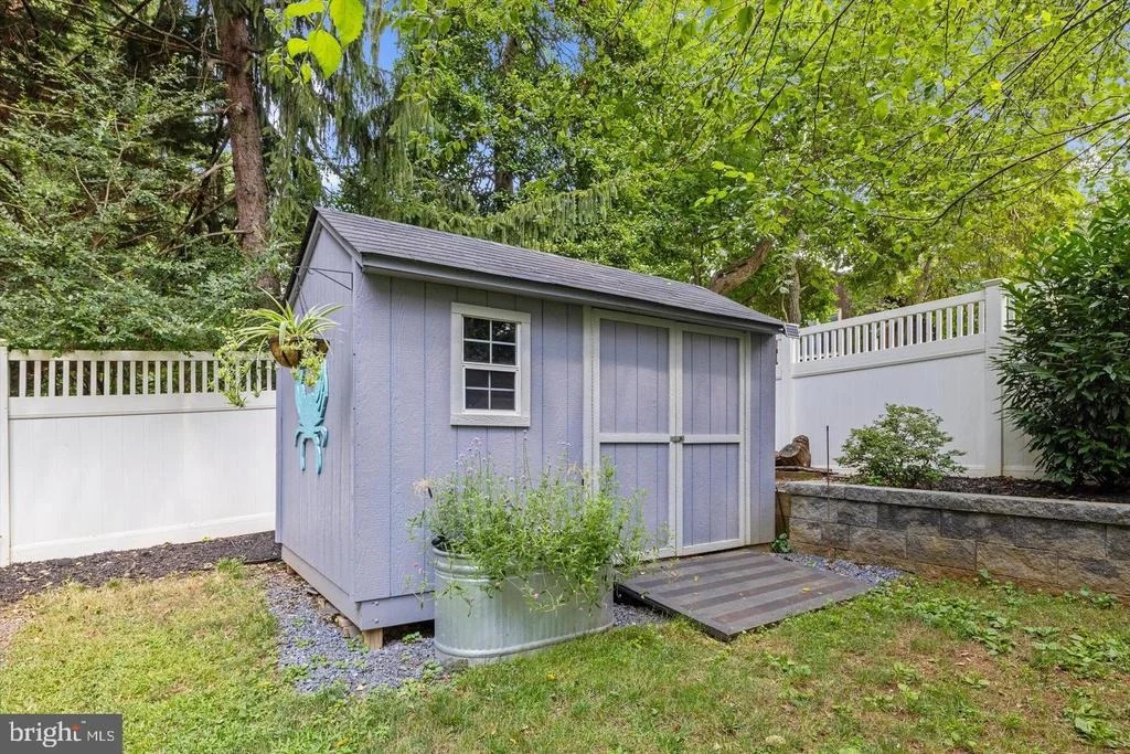 Photo of 228 DEWEY DRIVE