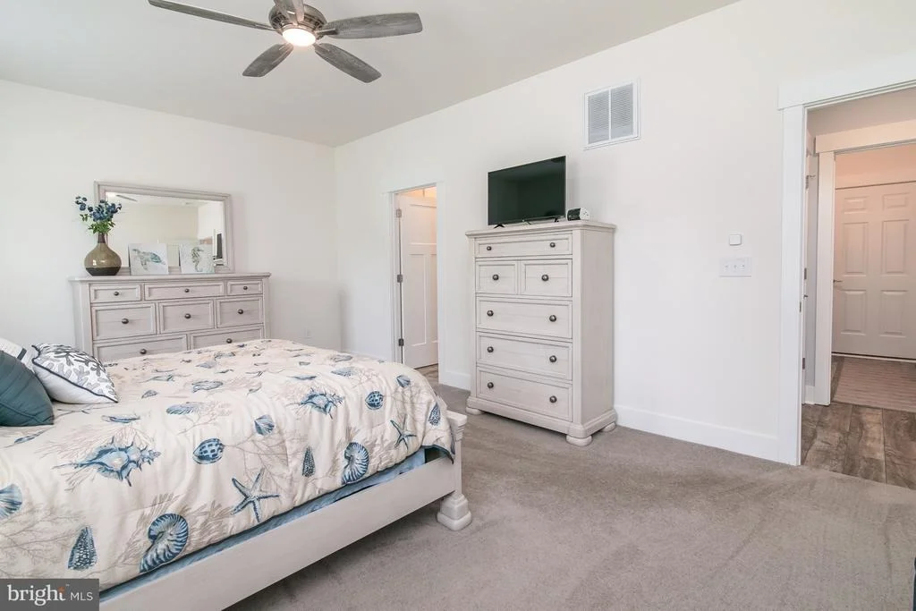 Photo of 30689 LEDNUM DRIVE