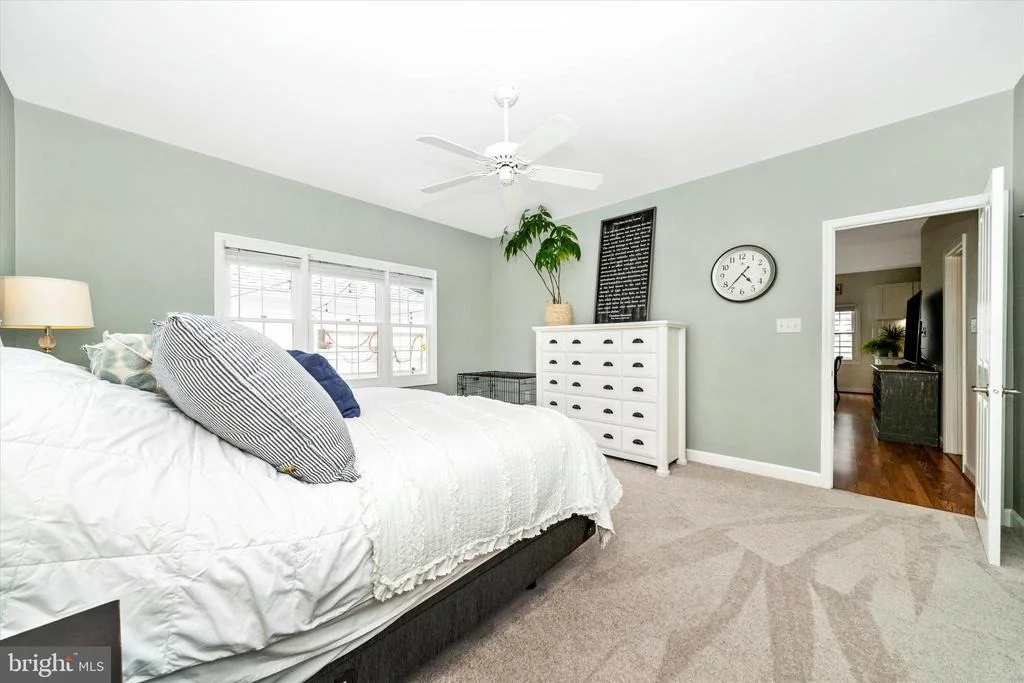 Photo of 2447 MERCHANT STREET