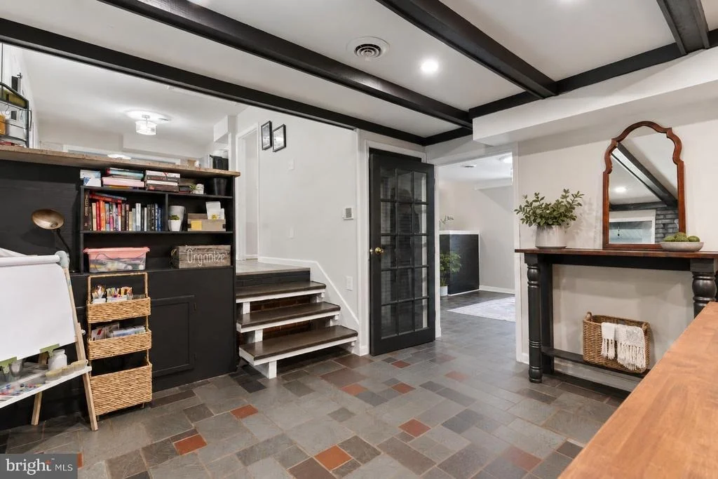Photo of 547 BEECH DRIVE