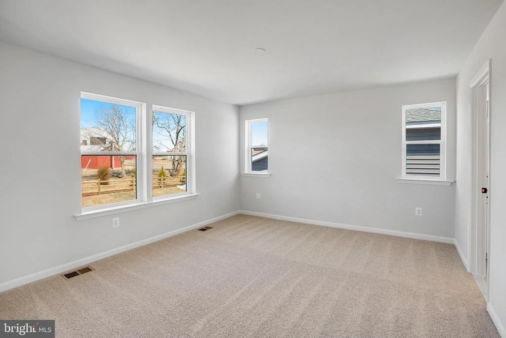 Photo of 611 CLOVER LANE