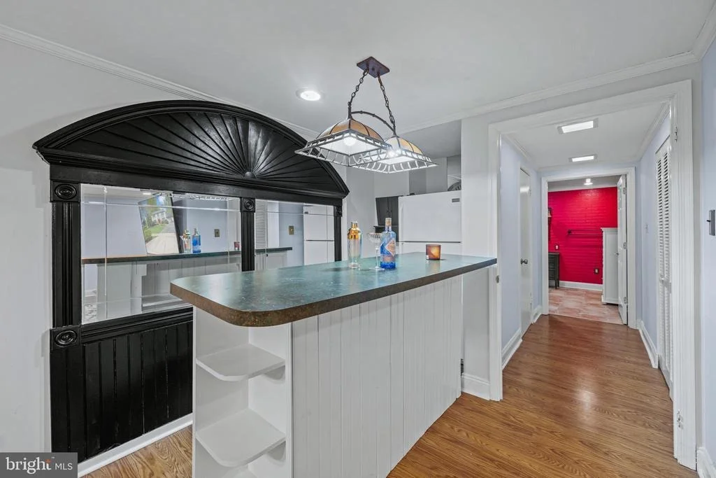 Photo of 6 STARLIGHT COURT