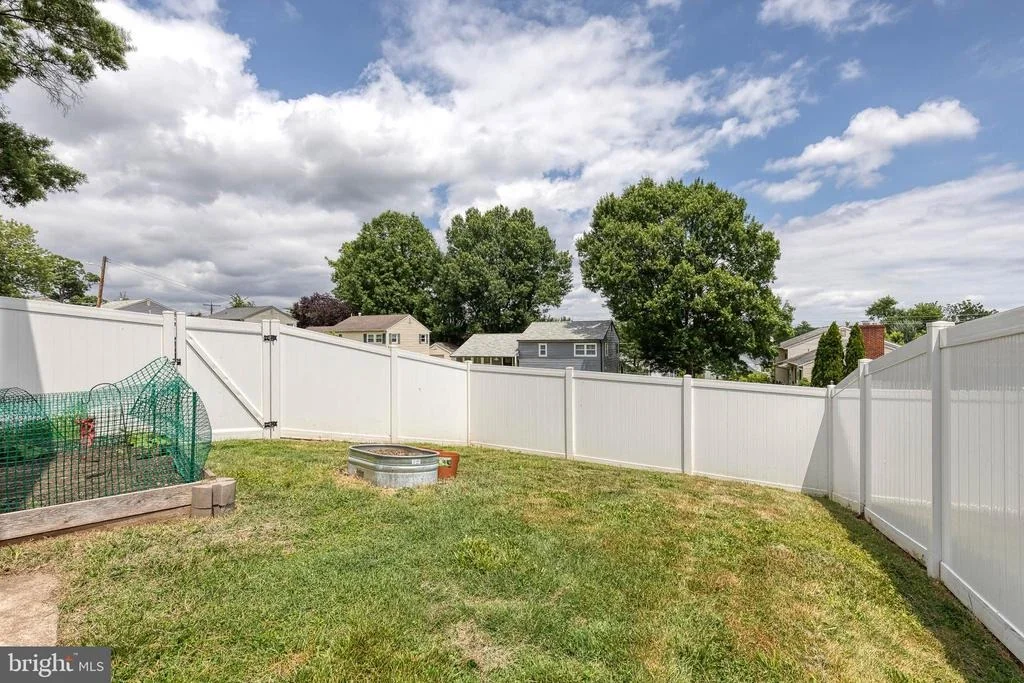 Photo of 5820 HERON DRIVE