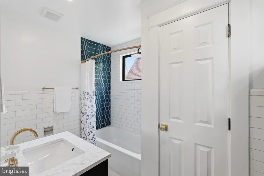 Photo of 2605 33RD STREET SE