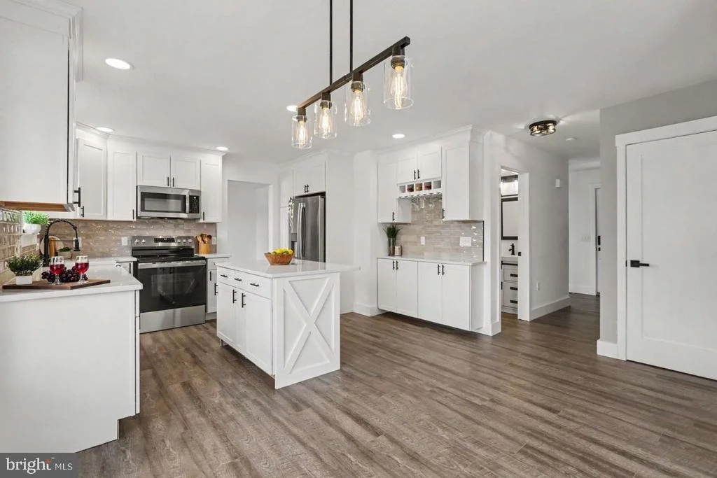 Photo of 45 VIOLET DRIVE