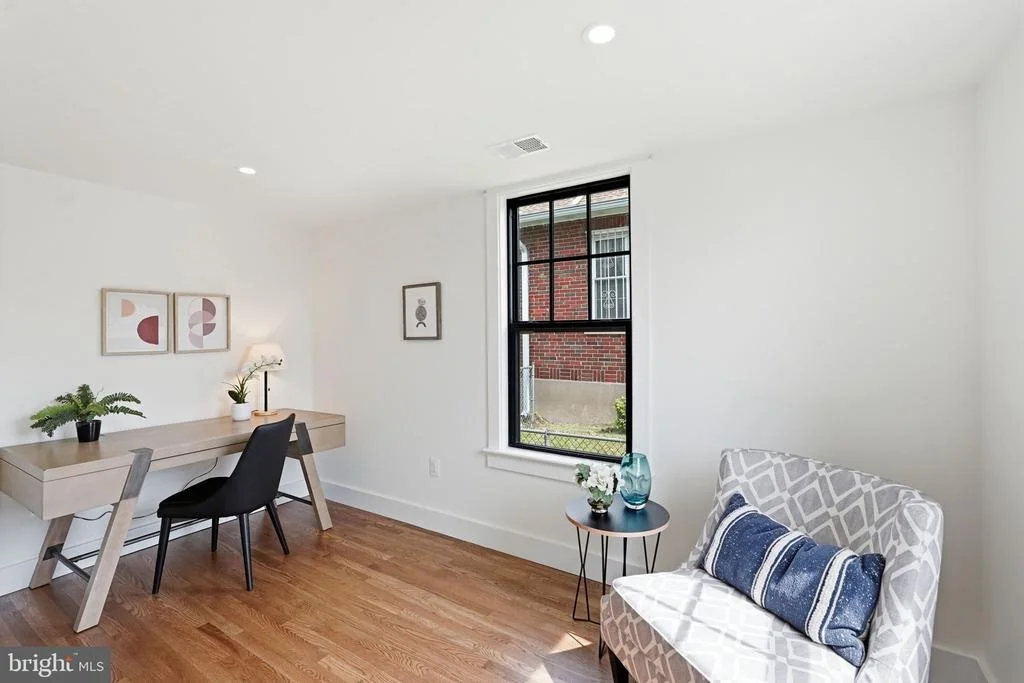 Photo of 2605 33RD STREET SE