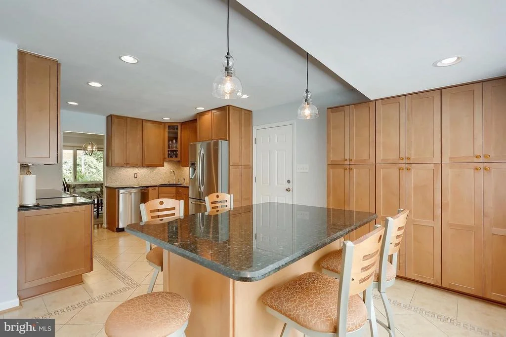 Photo of 4617 THORNHURST DRIVE