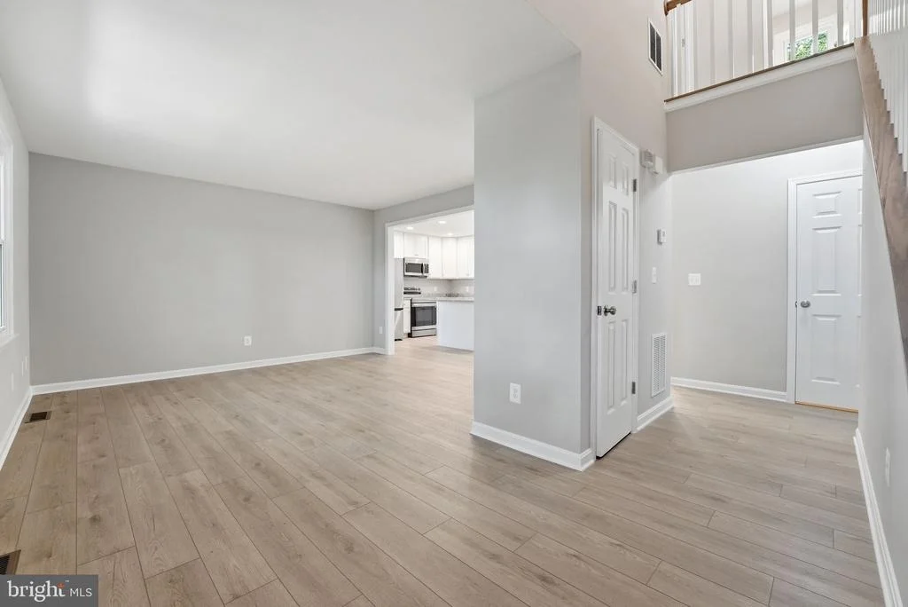 Photo of 3229 COLVIN ROAD
